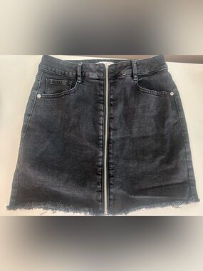 Dynamite Black Denim Zip-Front Mini Skirt